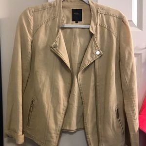 Reserved light jacket